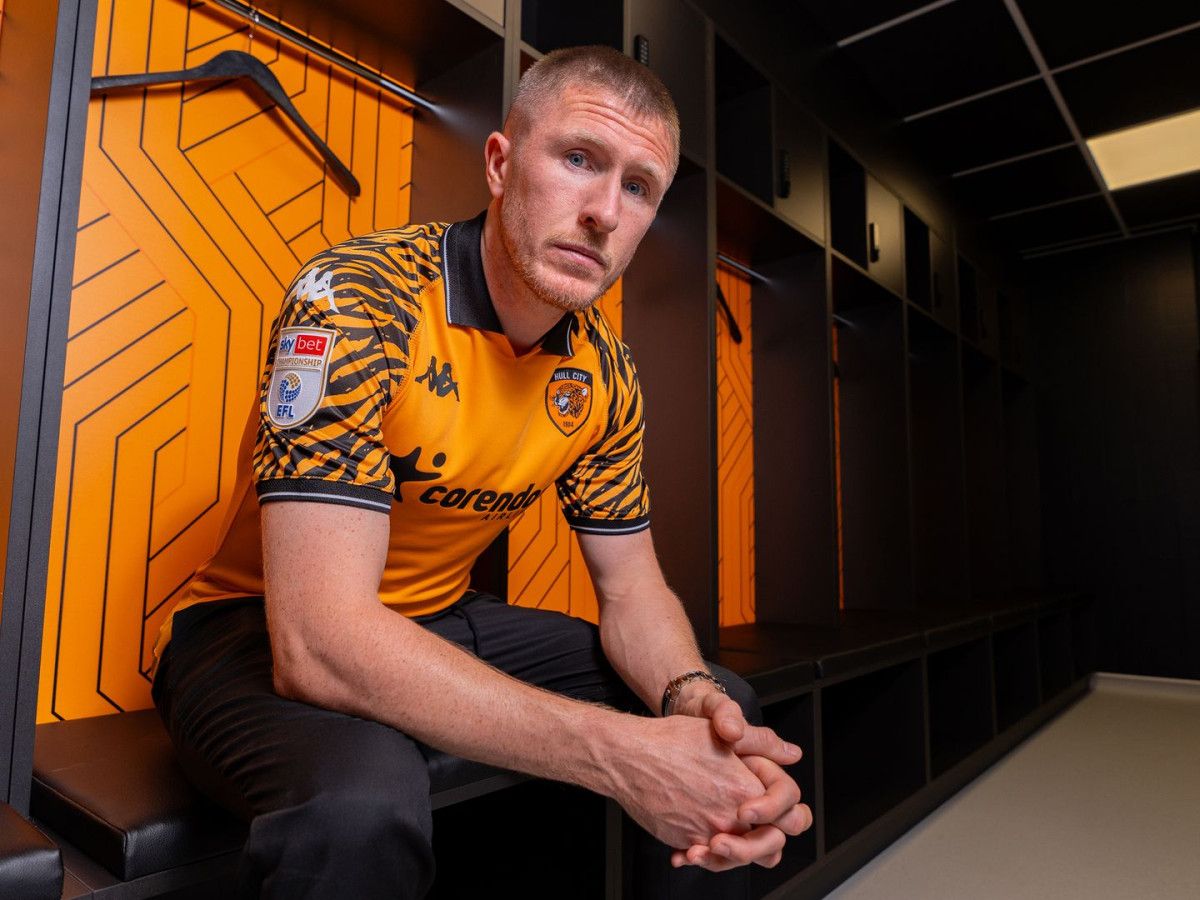 John Lundstram, Hull City'nin yolunu tuttu 4 john lundstram hull citynin yolunu tuttu 3