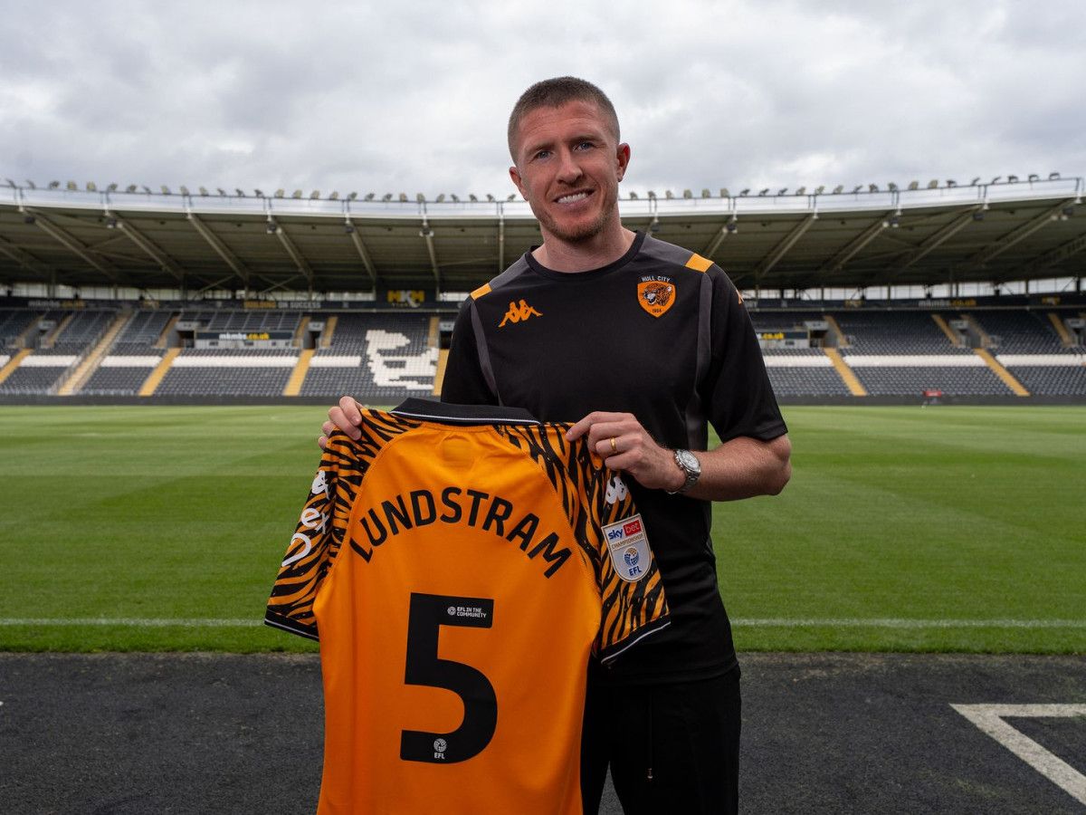 John Lundstram, Hull City'nin yolunu tuttu 6 john lundstram hull citynin yolunu tuttu 5 3YnhFkZn