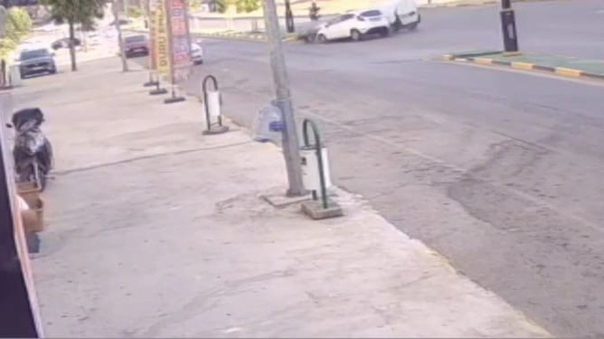 karabukte kazaya karisan otomobil apartmanin bahcesine uctu 0 mOrKZvsd