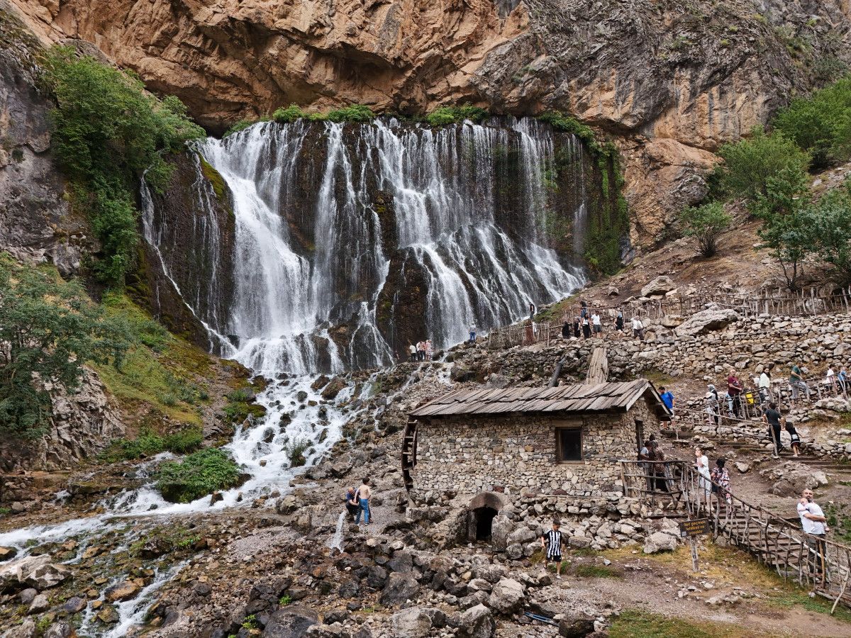 kayseri kapuzbasi selalesi gorenleri buyuluyor 1 LD61kgwg