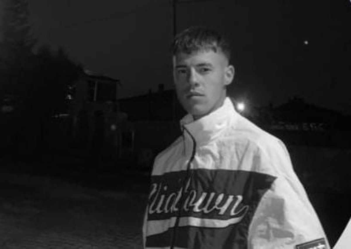 kayseride dur ihtarindan kacan motosikletli is makinesine carparak oldu 1 yPROmkJh