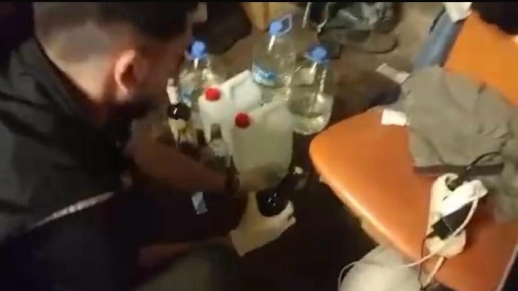 kayseride sahte alkol ureten sahis yakalandi ndkETfQm