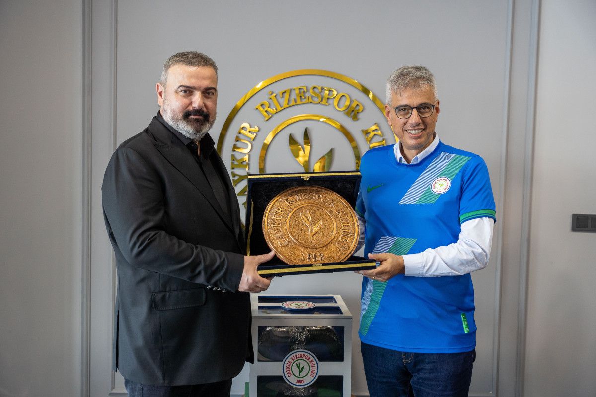 kemal memisoglu rizespor goztepe macini tribunden izledi 0 vkV6XNlX