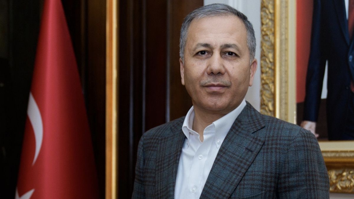 kirmizi bultenle aranan 6 ulusal seviyede aranan 4 suclu turkiyeye iade edildi 1 SFEDsGe3