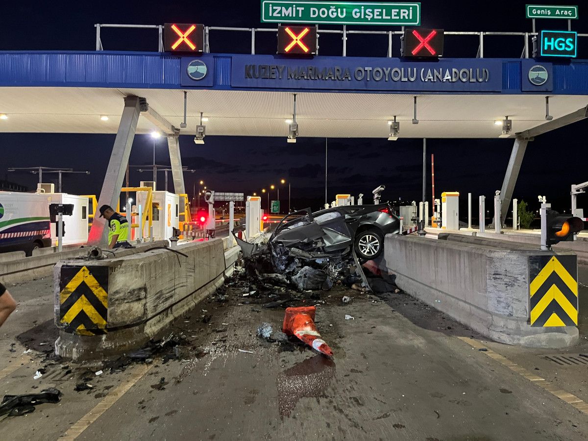 kocaelide kuzey marmara otoyolunda korkunc kaza otomobil bariyerlere saplandi 2 cVqSJBBu