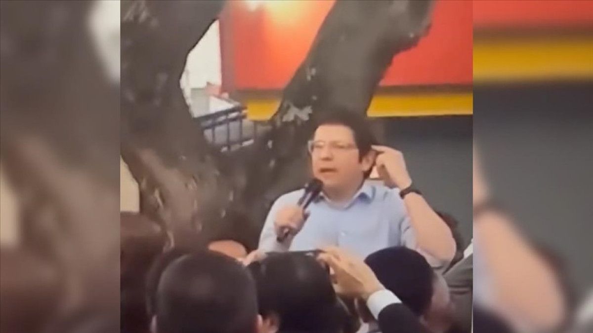 kolombiya senator uribenin olumu nedeniyle yas ilan etti 0 HRgSXeTD