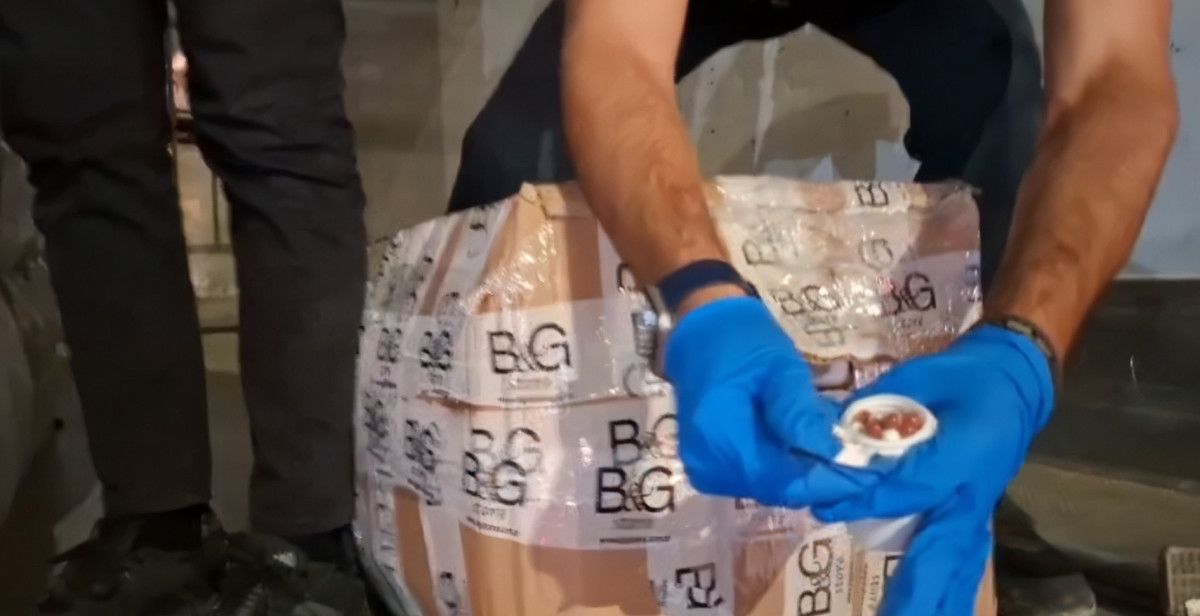 konyada uyusturucu operasyonu 4 supheli yakalandi 2 BVnOAsPL