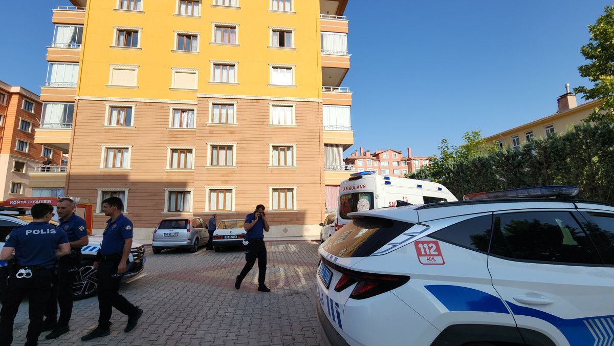 konyada yatalak kadin esinin cesediyle 1 hafta ayni odada kalmis 1 8X3NcDd4