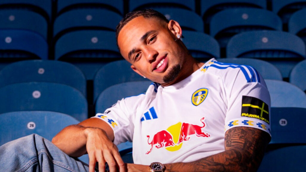 leeds united noah okaforu transfer etti RLPini1X