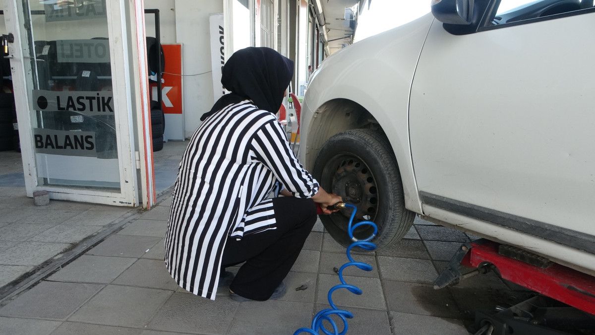 malatyada serap usta lastik tamirciliginde 24 yilini geride birakti 5 9XYLrntG
