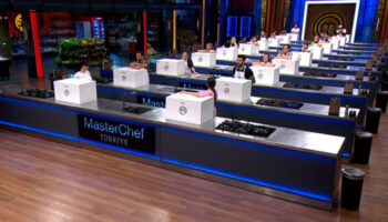 masterchefte kaptanlar kim oldu 25 agustos kirmizi ve mavi takimlar IcR3cQxg