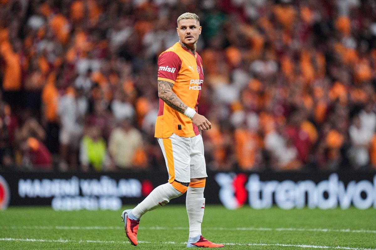 mauro icardi mutluluktan ucuyorum 0 v5b7BXij