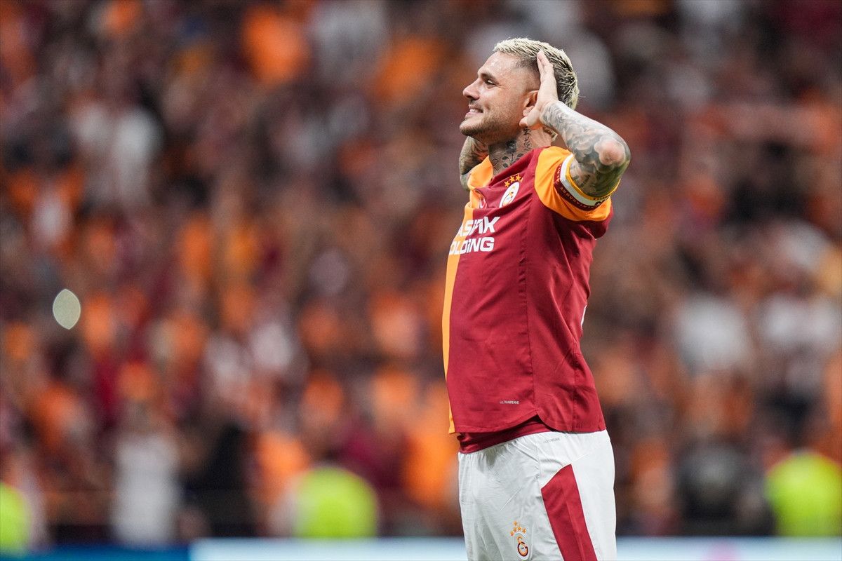 mauro icardi mutluluktan ucuyorum 2