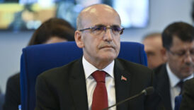 mehmet simsek piyasalarda olumlu dongu guclenirken makro finansal istikrar pekisiyor 1ZAH935u