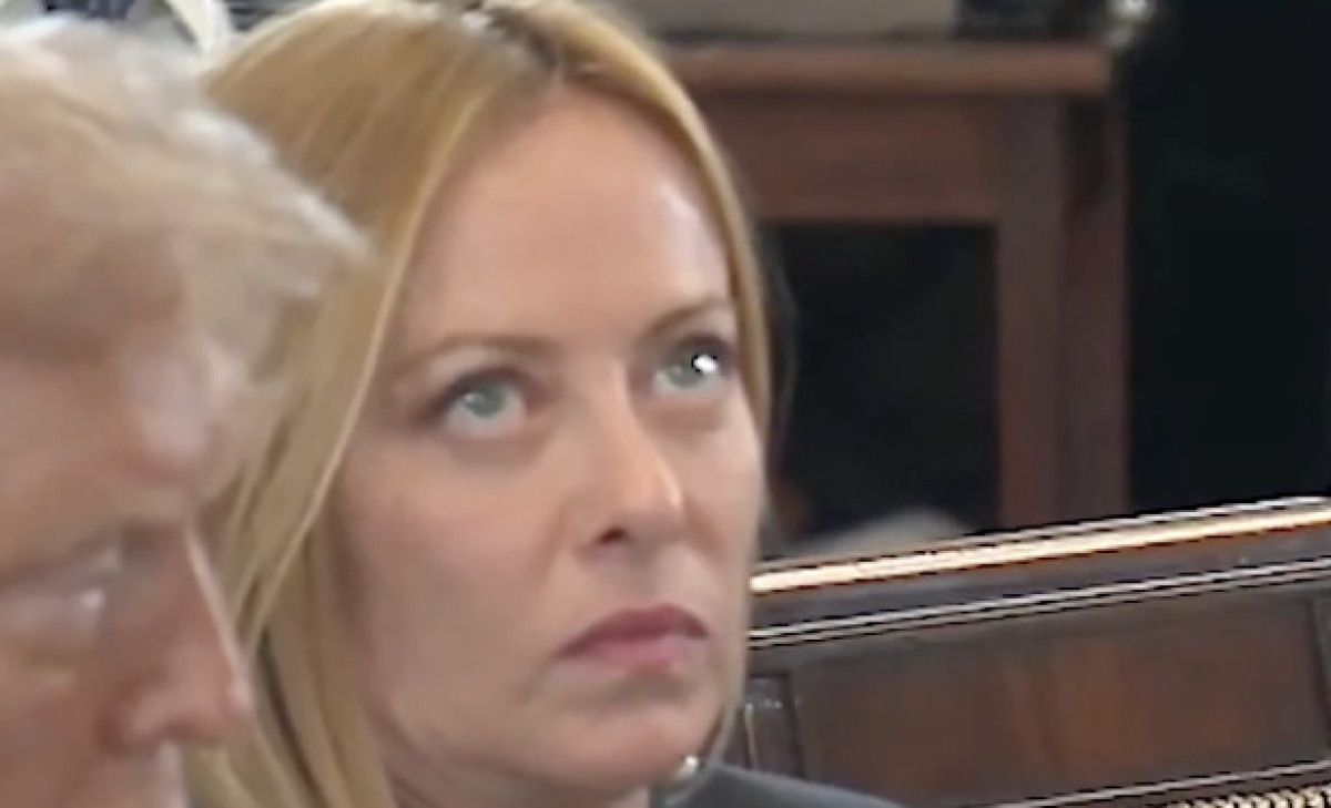 Meloni'nin mimikleri Beyaz Saray'daki görüşmeye damga vurdu 1 meloninin mimikleri beyaz saraydaki gorusmeye damga vurdu 0 nRe1CwLe