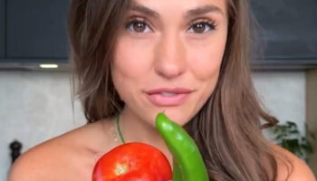 menemen soganli mi sogansiz mi olur tartismasi yeniden gundemde 7ASAuGIF