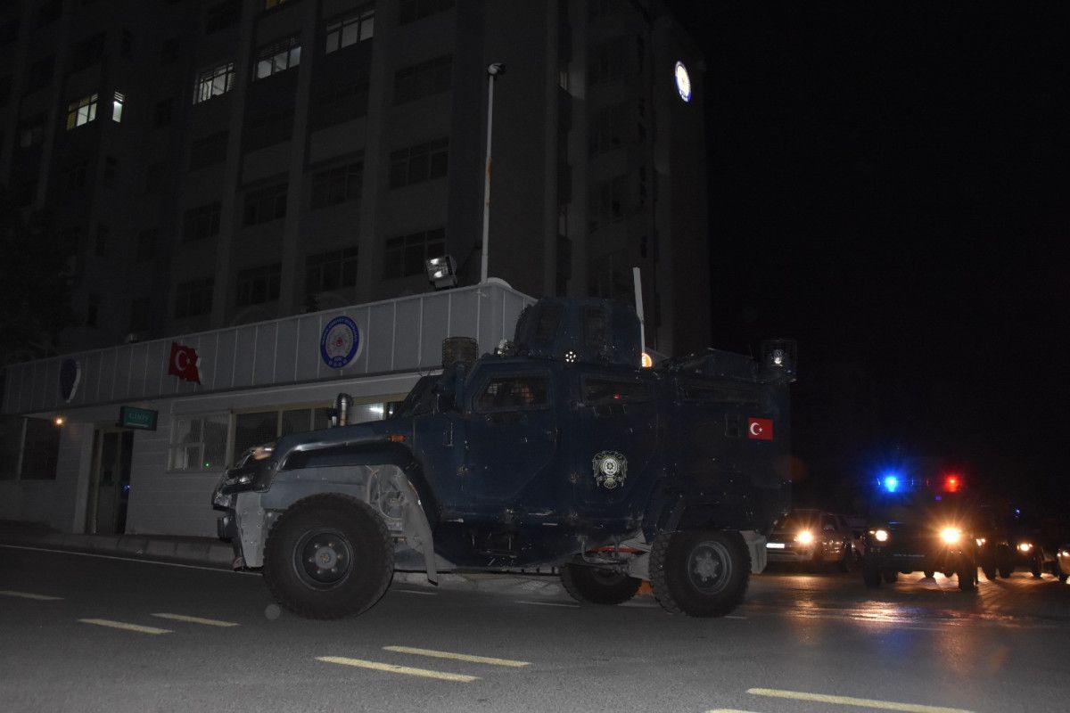 mersinde teror orgutu deas operasyonu 8 gozalti 2 UjE8He38