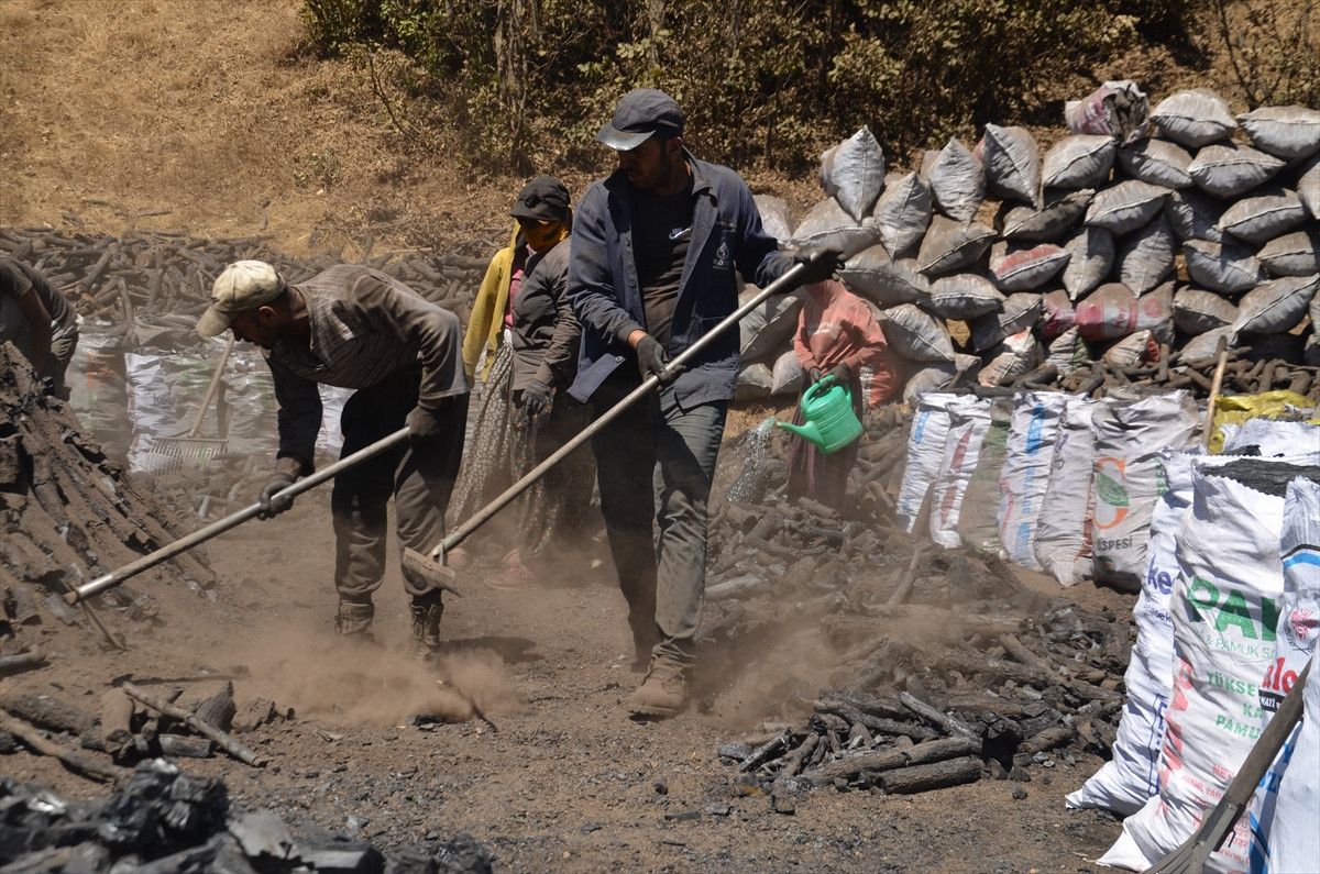 musta mangal komurunun alin teri yolculugu 5 tEPQS6pK