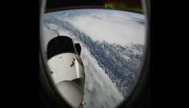 nasada gorev yapan astronot paylasti uzaydan buyuleyici gun dogumu RzbOYEhp