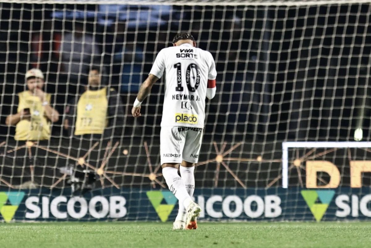 neymar kariyerinin en agir yenilgisini aldi gozyaslarina boguldu 1