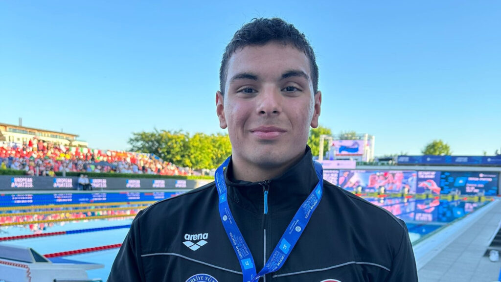 nusrat allahverdi genclerde dunya sampiyonu oldu jEPVnihV