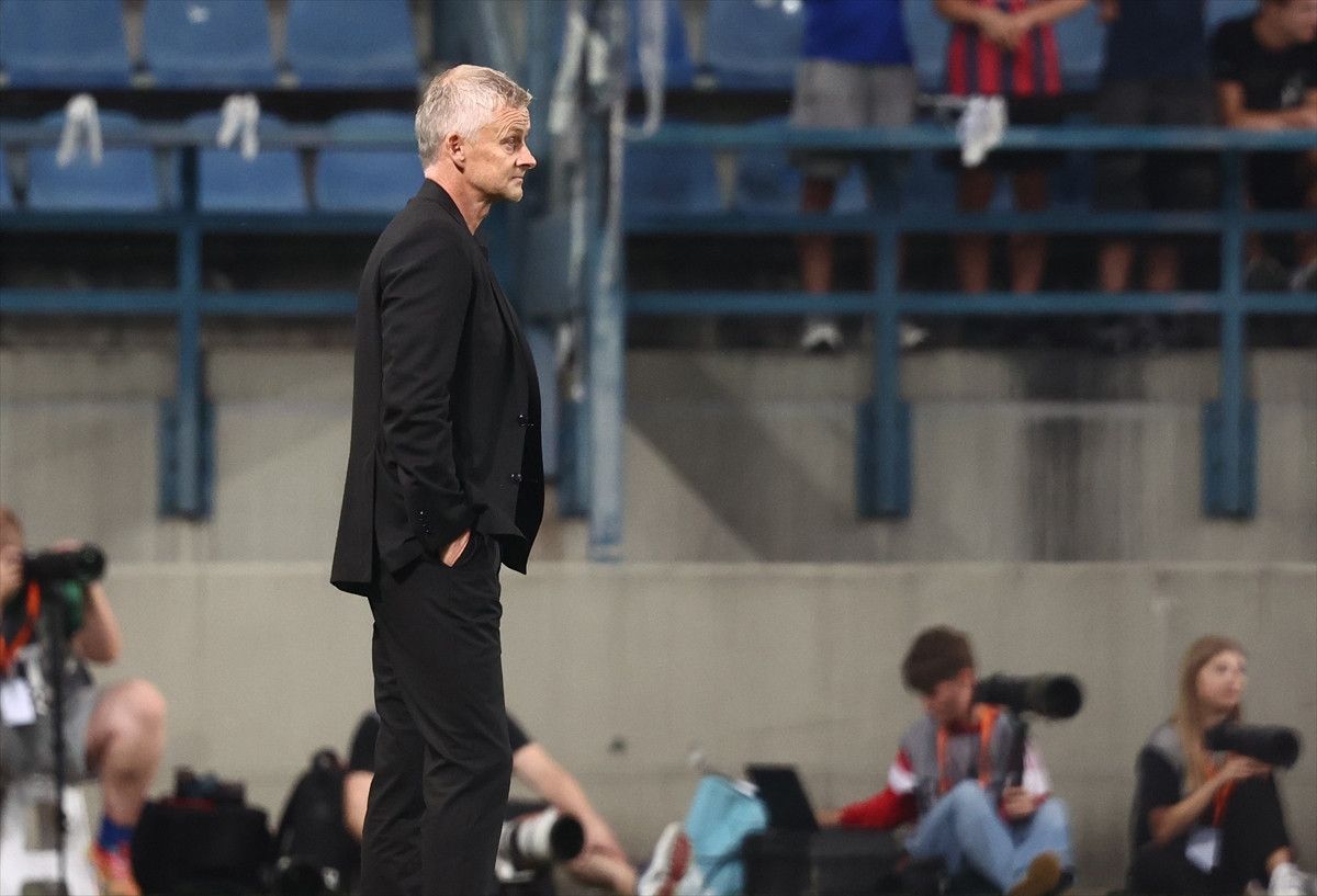 ole gunnar solskjaer gorevime devam ediyorum 1 6U4MD4qU