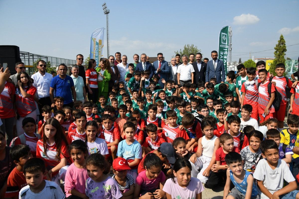 osmaniyede genclik merkezi samet aybaba nostaljisiyle acildi 3 fQqD86rH