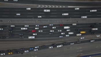 otomobil ve hafif ticari arac pazari ocak temmuz doneminde yuzde 65 yukseldi UxES5Trn