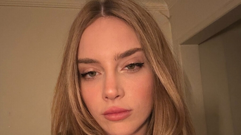 oyuncu hayal koseoglunun aci gunu babasi hayatini kaybetti GIbgTyc9