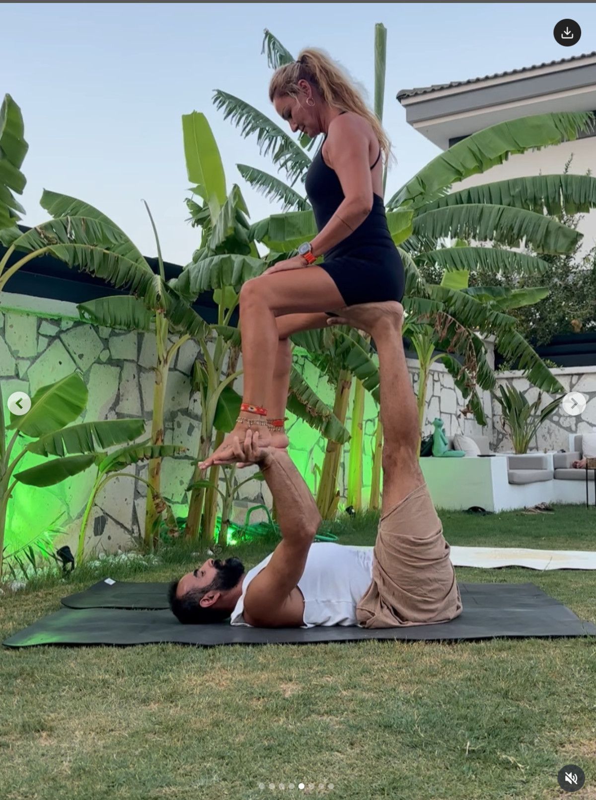 oyuncu pinar altug yoga yapiyor yayinladigi videosu gundem oldu 3 pGbYRmDN