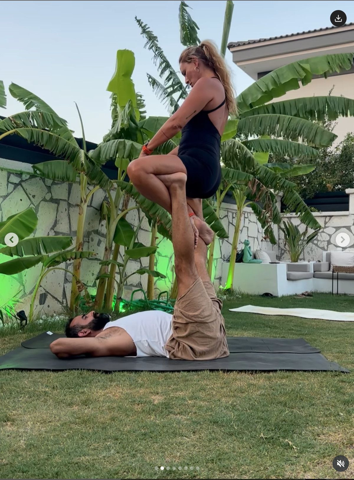 oyuncu pinar altug yoga yapiyor yayinladigi videosu gundem oldu 4 OsMCUe2R