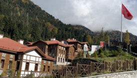 Rize ile Trabzon arasında yeni gerilim 12 rize ile trabzon arasinda yeni gerilim PrxRE5Sp