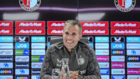 robin van persie icimden bir ses fenerbahce ile eslesmemizi istiyordu BEyAXl7P