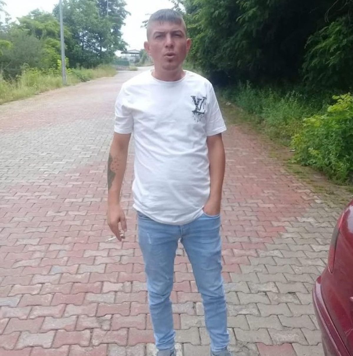 Samsun'da 2 arkadaşını öldüren şüpheli teslim oldu 1 samsunda 2 arkadasini olduren supheli teslim oldu 0 TTsZMyf1