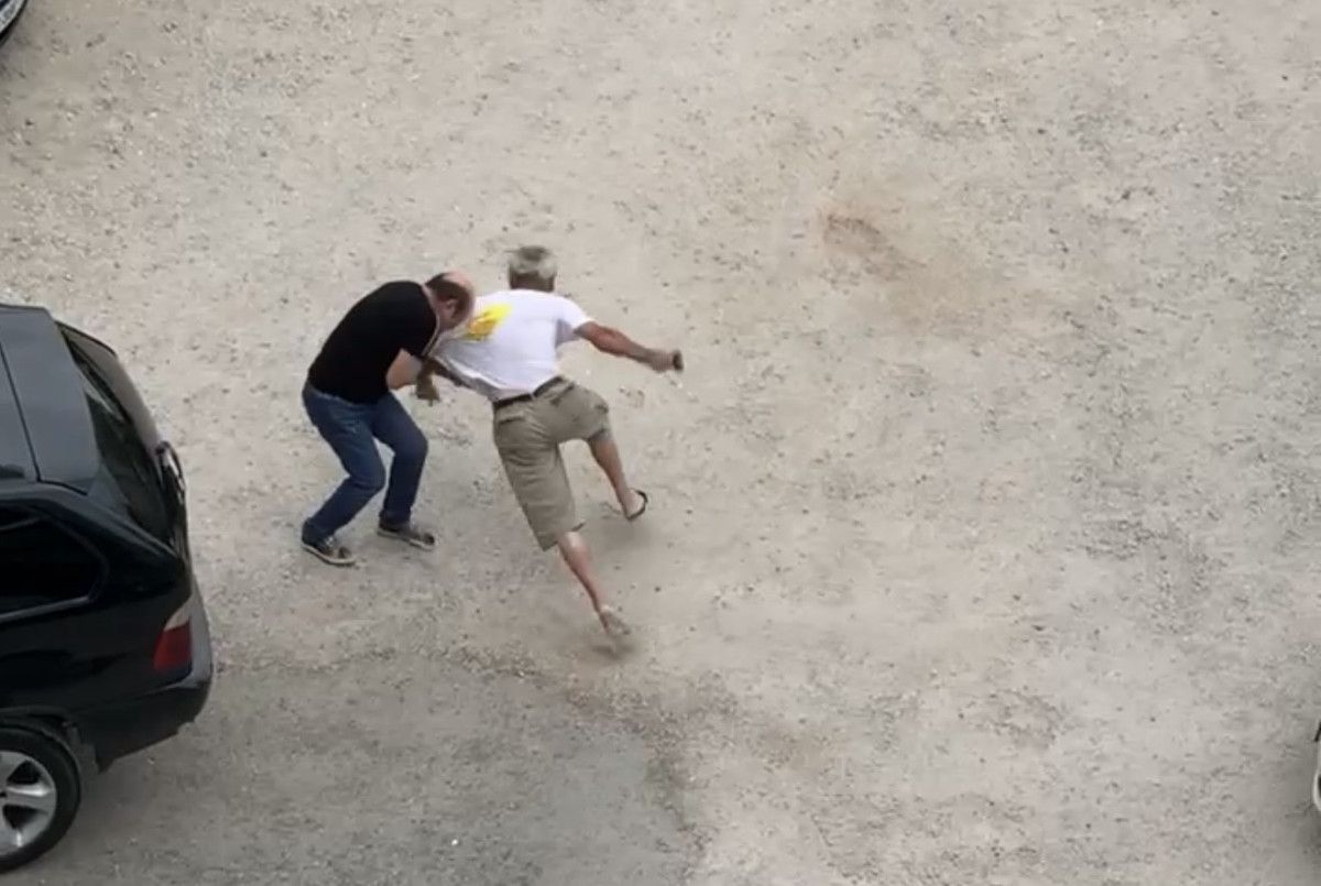 samsunda otoparkta silahli kavga olay ani cep telefonu kamerasinda 2 ed4lFVEK