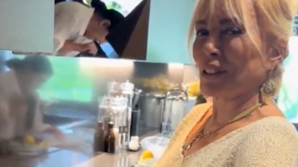 semiramis pekkandan ozel limonata tarifi 896as2Zc