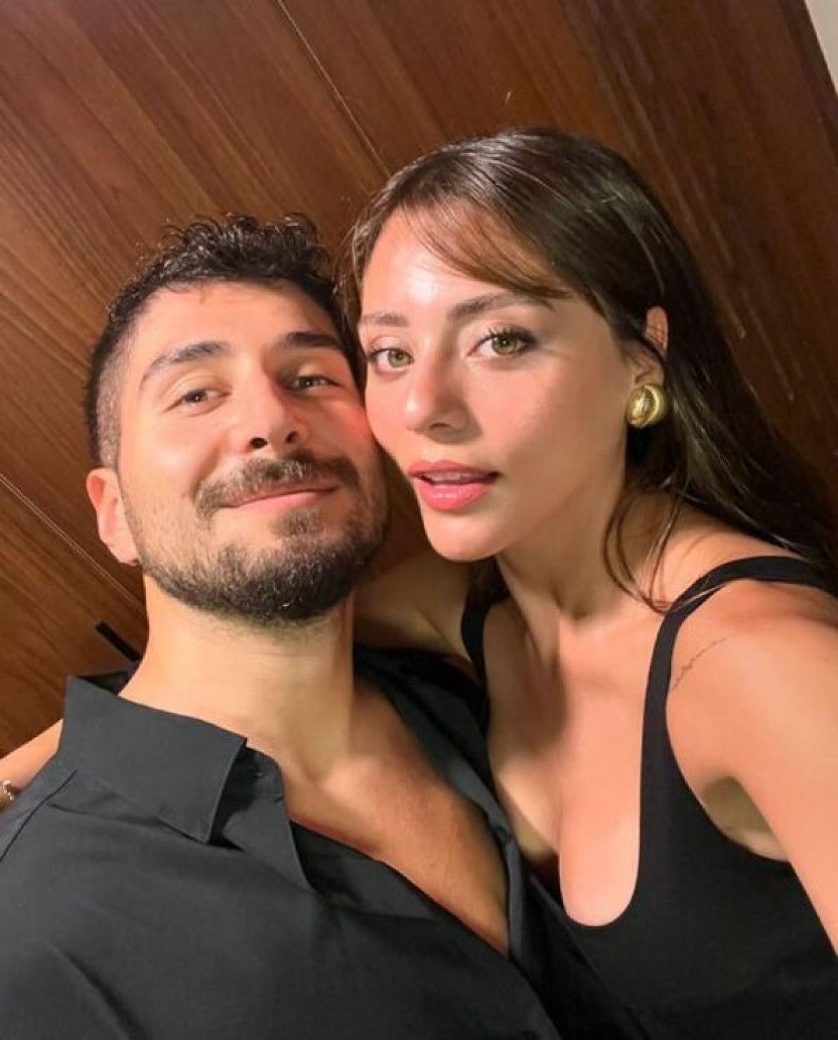 sila turkoglu evlilik teklifinin ardindan yuzugunu gosterdi 1 W5uOAfKq