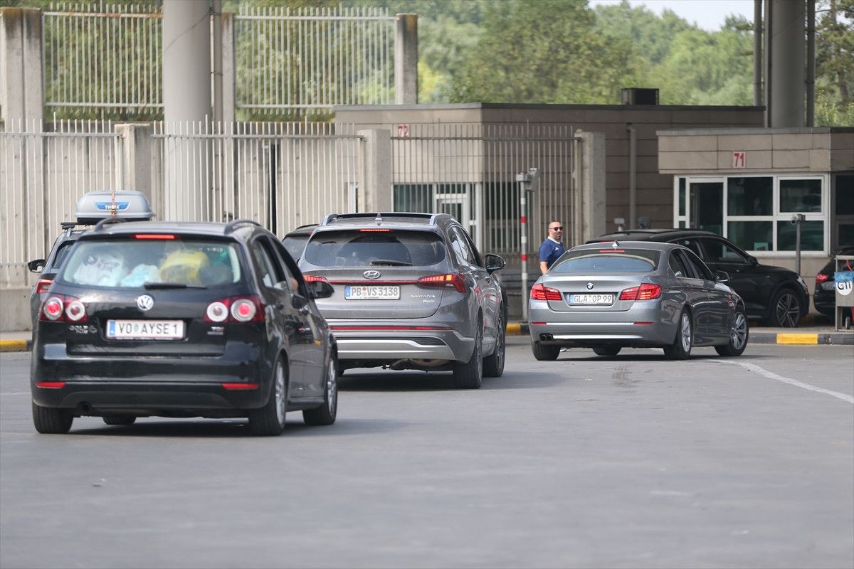 sinir kapilarinda onlemler alindi gurbetcilerin gecisi hizlandi 0 jgrWSUig