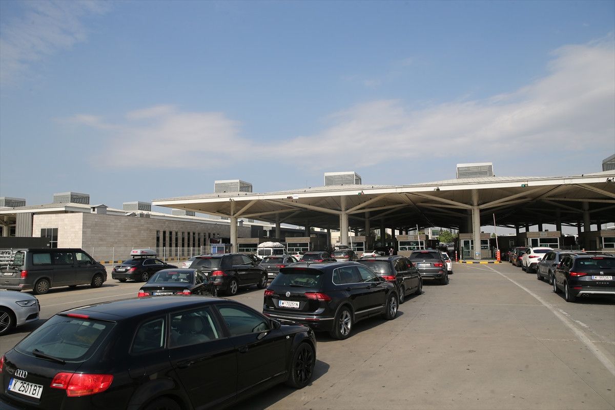 sinir kapilarinda onlemler alindi gurbetcilerin gecisi hizlandi 1 1mhq6B3c