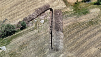 sivasta fay hatti incelerken su buldu I6tgkGFi