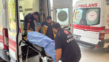 sivasta minibus ucuruma yuvarlandi 3 olu 18 yarali MT2F1pIJ