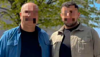 sosyal medyada sahte polis rozeti ve kimlikleriyle poz verdiler baba ve ogul yakalandi DlvGimTV