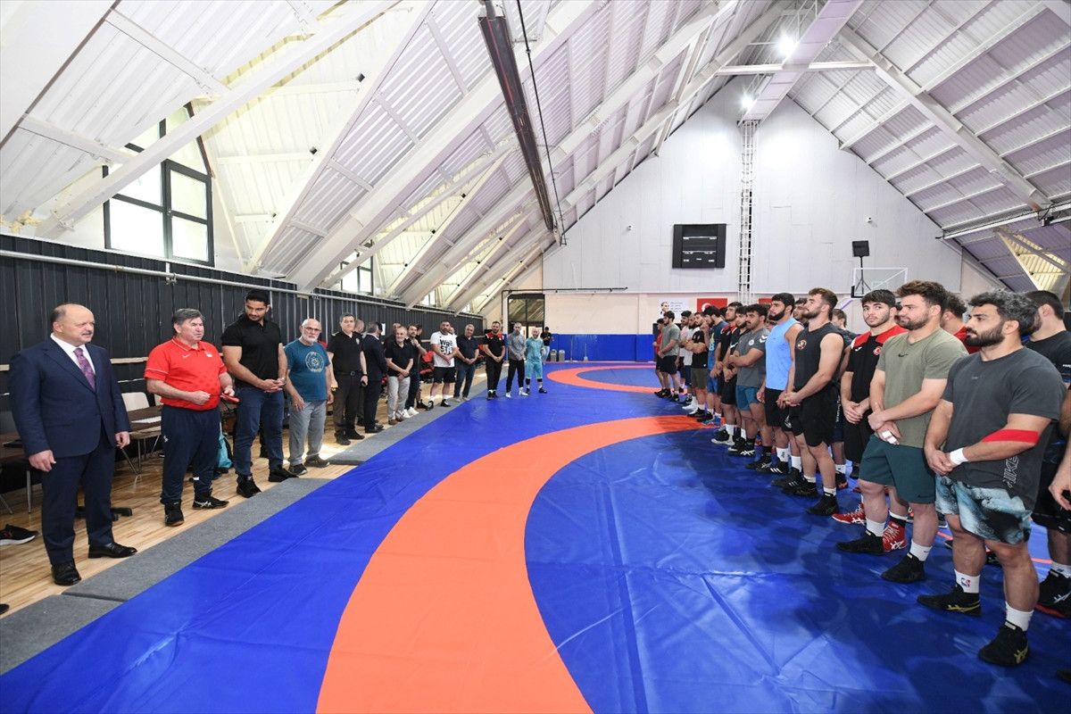 taha akgulden sporculara ziyaret 1 iz6V8Oa8