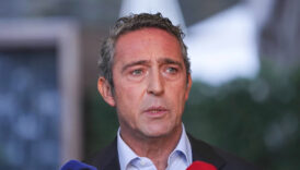 taraftardan ali koca surpriz opucuk VuIczhmF