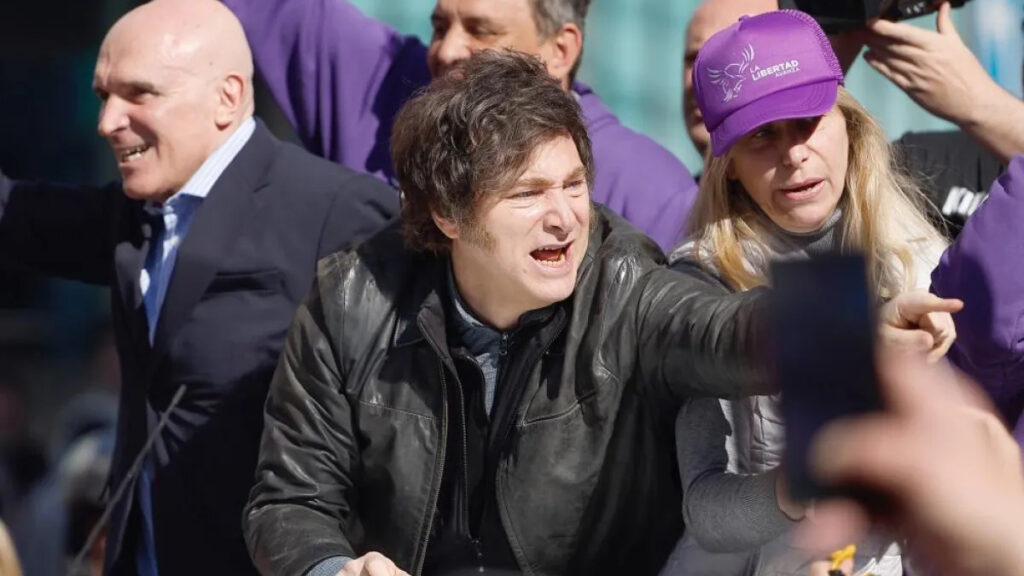 tasli saldiriya ugrayan arjantin devlet baskani milei heyecan verici ZDA193kn