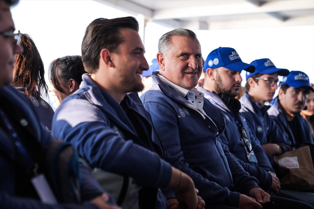 TCG Anadolu, 'Zafer Yolculuğu' için Çanakkale'den İstanbul'a hareket etti 6 tcg anadolu zafer yolculugu icin canakkaleden istanbula hareket etti 5 bXtjqJf8