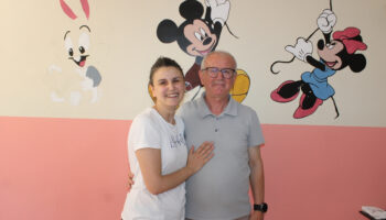 tekirdagda ogretmen baba ve kiz okulun duvarlarini renklendirdi MXIwZvC5