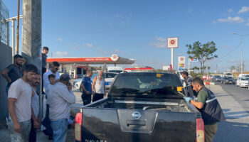 tekirdagda seyir halindeki arabayi kursun yagmuruna tuttular bznkivgM