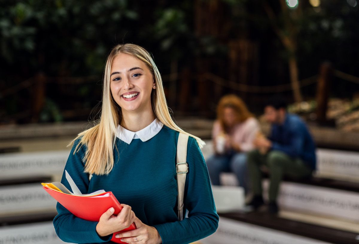 tercih donemi geldi iste ozel universitelerde hukuk ve tip bolumu fiyatlari 0 f9rXvA7O