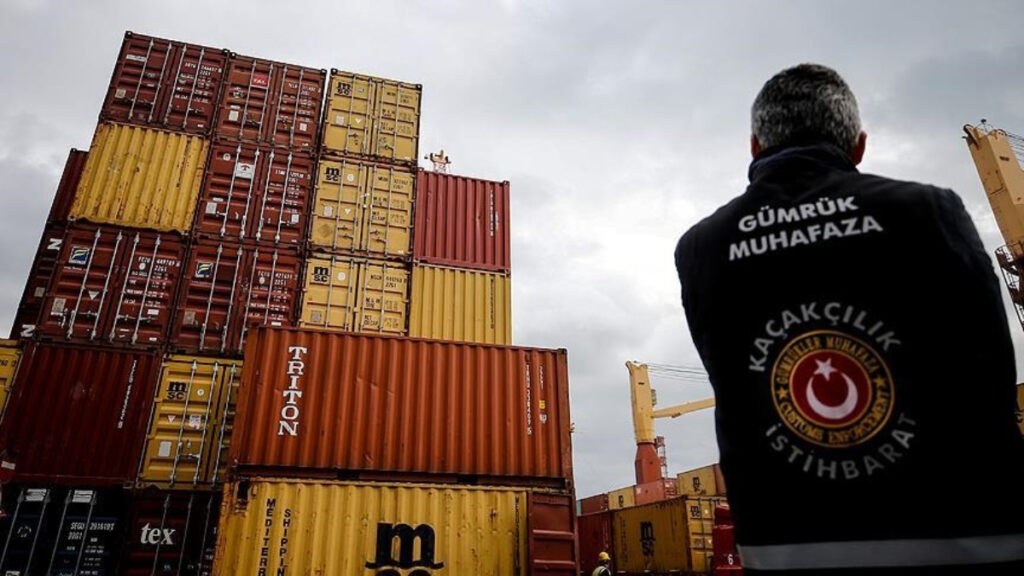 ticaret bakanligi 7 ayda 417 milyar tllik kacak esya ve uyusturucu yakalandi rPiyL2fF